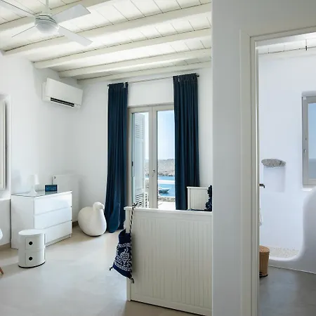 Expansive Cliffside Villa In Mykonos With Horizon Views Villa *