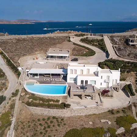 Villa Expansive Cliffside Villa In Mykonos With Horizon Views Ornósz